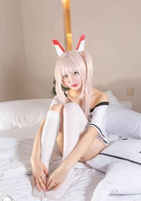 清纯女婊快穿H_剧情片免费在线播放